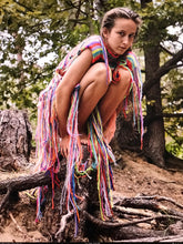 Lade das Bild in den Galerie-Viewer, KNITTED FRINGE TOP - multicolor