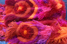 Lade das Bild in den Galerie-Viewer, EMBROIDERED COAT // red, orange