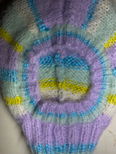 Lade das Bild in den Galerie-Viewer, BALACLAVA // pastel blue stripes
