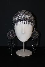 Lade das Bild in den Galerie-Viewer, CROCHET HEADPIECE // silver
