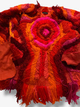 Lade das Bild in den Galerie-Viewer, EMBROIDERED JACKET // red
