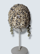 Lade das Bild in den Galerie-Viewer, CROCHET HEADPIECE // silver-creme
