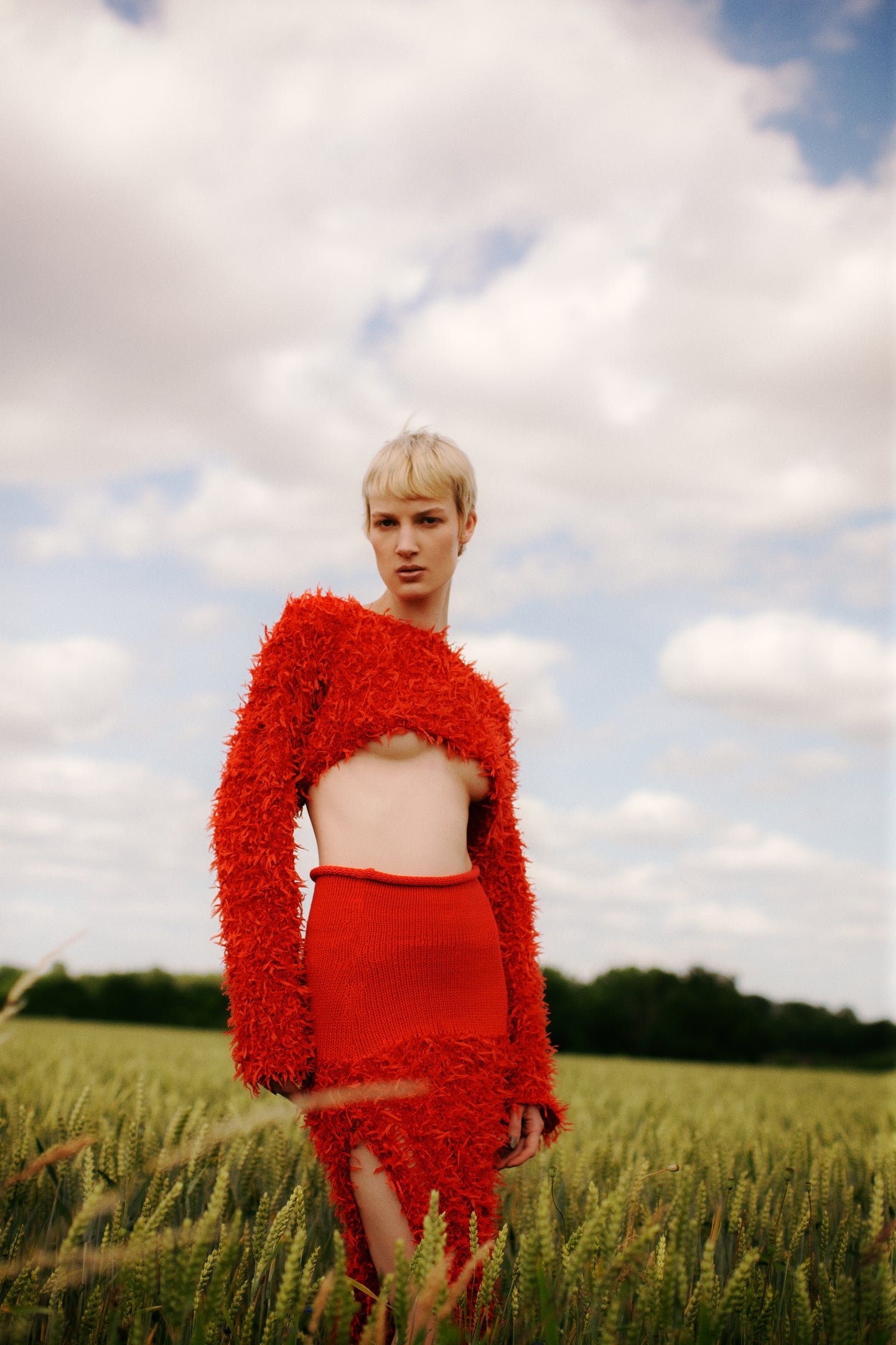 FLUFFY KNITTED SWEATER // RED