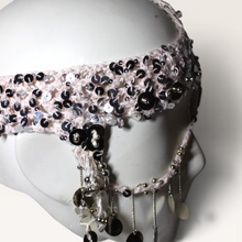 Lade das Bild in den Galerie-Viewer, CROCHET HEADPIECE /Mask  metal beads (Kopie)
