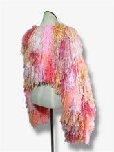 Lade das Bild in den Galerie-Viewer, FRINGE JACKET // CROPPED Peach-rose
