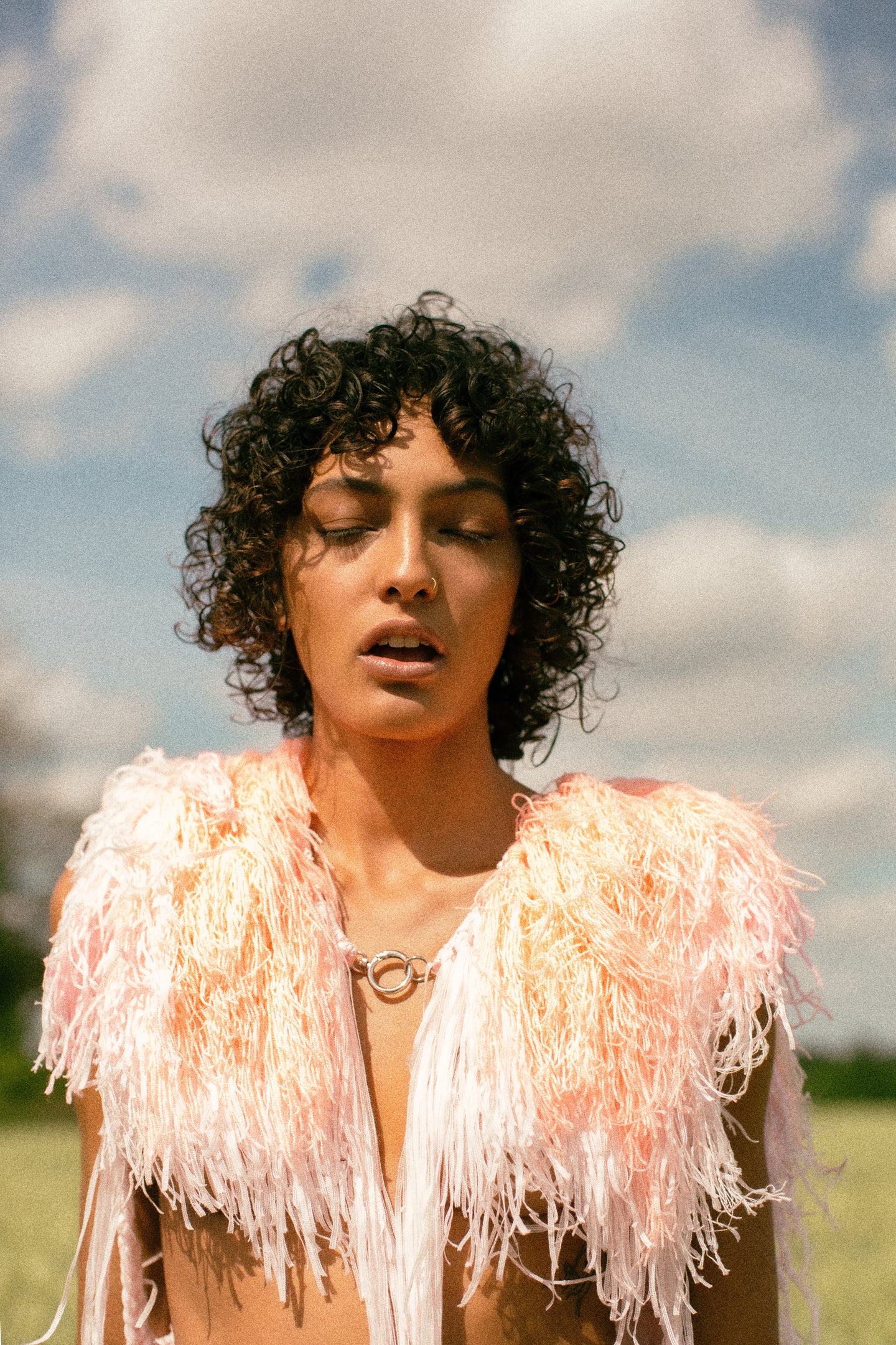 FRINGE COLLAR // peach, rose