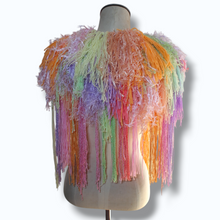 Lade das Bild in den Galerie-Viewer, FRINGE COLLAR // pastel rainbow
