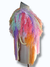 Lade das Bild in den Galerie-Viewer, FRINGE COLLAR // pastel rainbow
