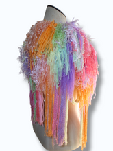 Lade das Bild in den Galerie-Viewer, FRINGE COLLAR // pastel rainbow
