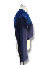 Lade das Bild in den Galerie-Viewer, CROPPED FRINGE BLAZER // NIGHT BLUE
