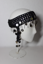 Lade das Bild in den Galerie-Viewer, CROCHET HEADPIECE  - black/silver metal beads
