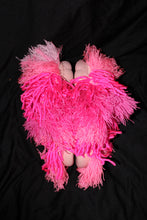 Lade das Bild in den Galerie-Viewer, FRINGE SLIPPERS // PINK
