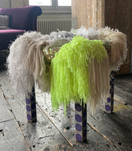 Lade das Bild in den Galerie-Viewer, NEON/WHITE FRINGE STOOL
